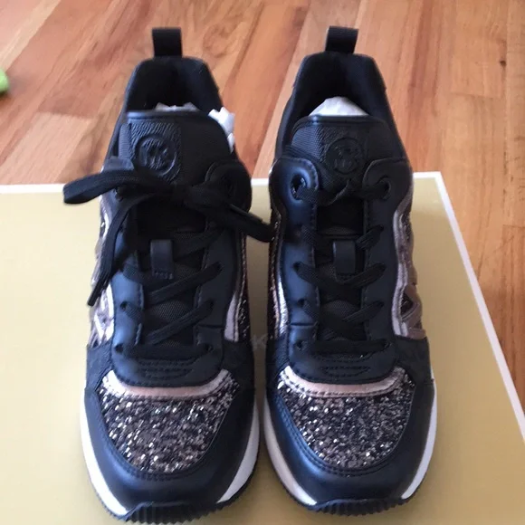 MK sneakers - Picture 3 of 5